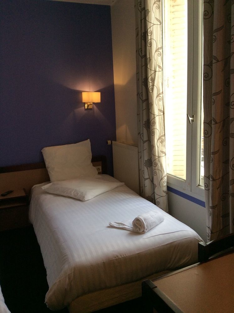 Hotel De La Place มาลากอฟฟ์ ภายนอก รูปภาพ
